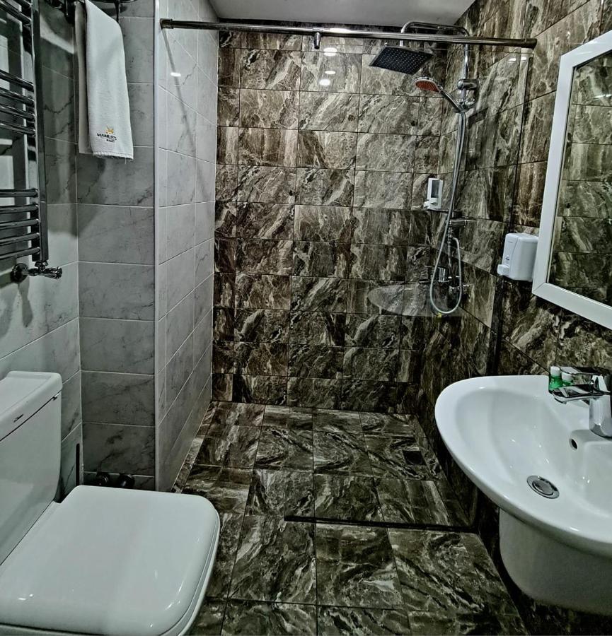 Mark City Hotel Баку Екстер'єр фото