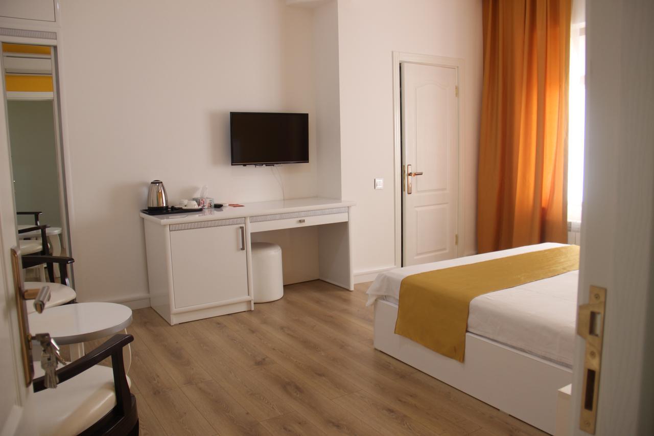 Mark City Hotel Баку Екстер'єр фото